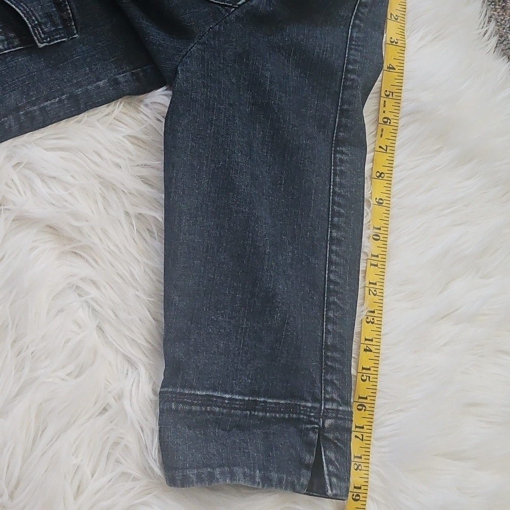 MOTTO Blue Denim Jacket with Shoulder and Yoke Detail - Picture 15 of 16